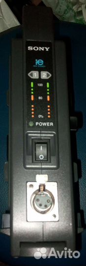 Зарядное устройство Sony BC- L70