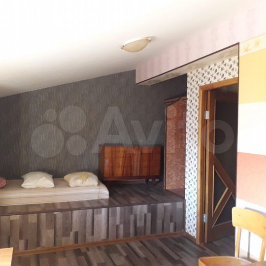 Комната 35 м², 2/2 эт.