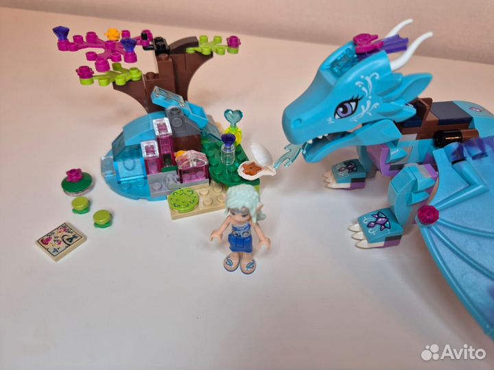 Продаю конструктор Lego Elves