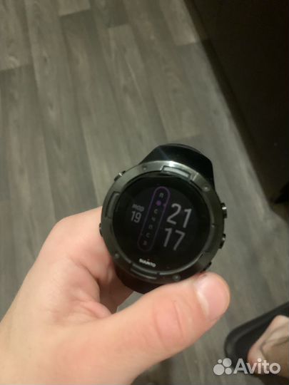 Часы suunto 5