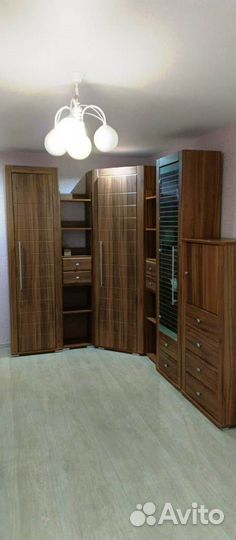 Продам стенку б/у (секционная) угловая