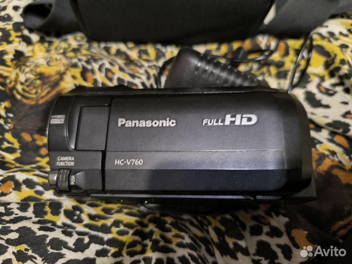 Видеокамера Panasonic HC-V760