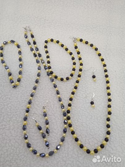 Комплекты красивой бижутерии