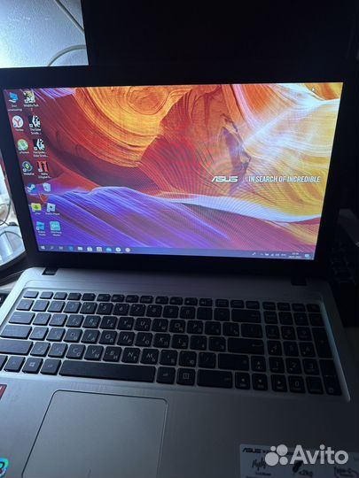 Ноутбук asus D540Y