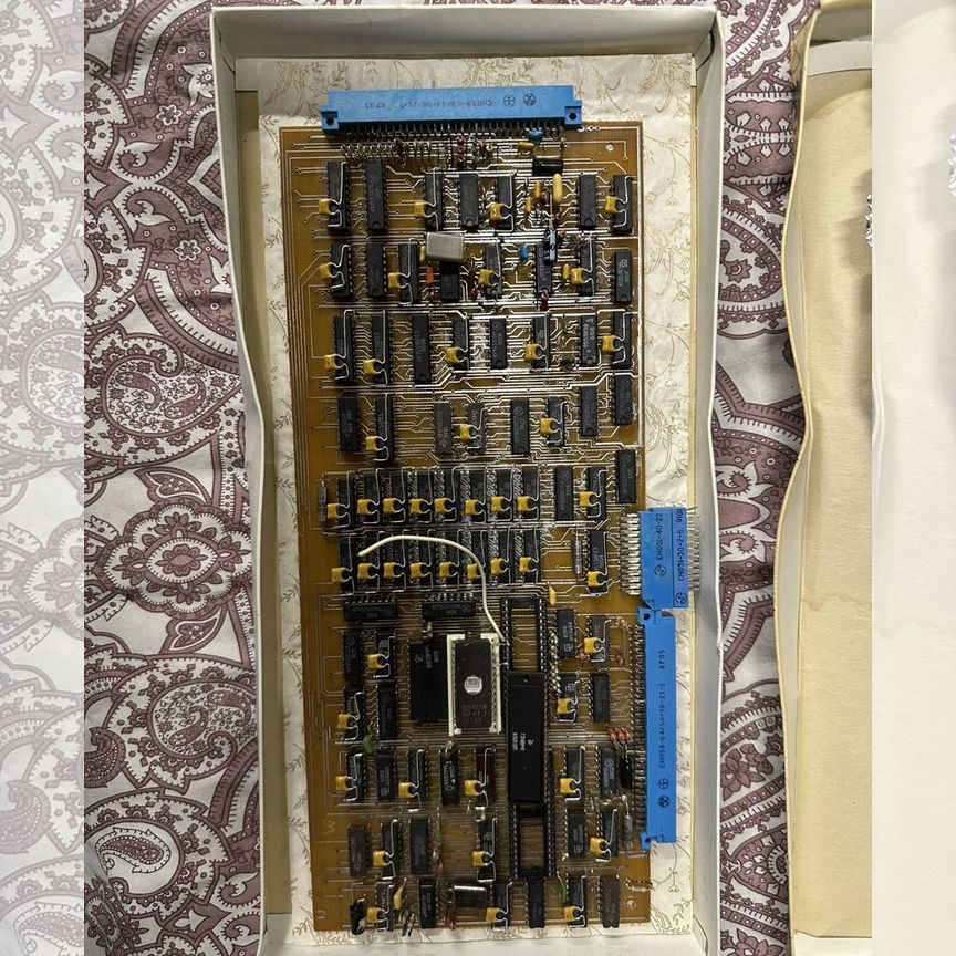 コンピュータ・IT iPhoneXR コンピュータ・IT iPhoneXR AU コンピュータ・IT iPhone XR