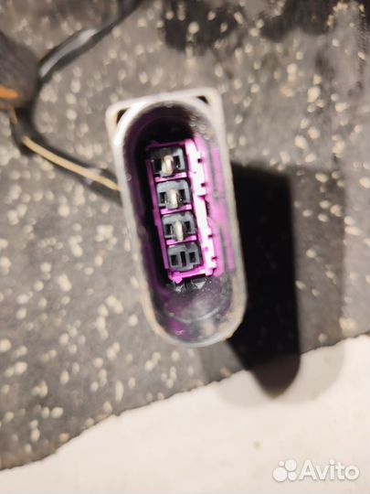 Насос вакуумный A1 A3 Q3 Golf 6 7 Passat Polo