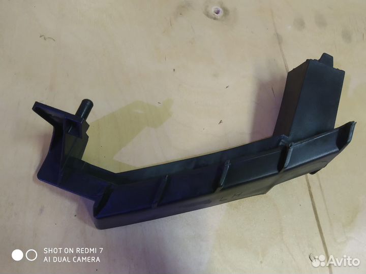 Крепление фары Mazda 6