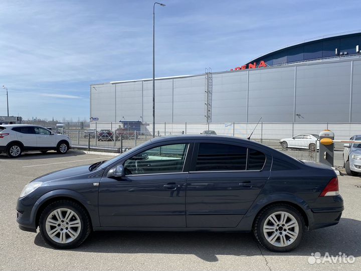 Opel Astra 1.8 AT, 2010, 166 655 км