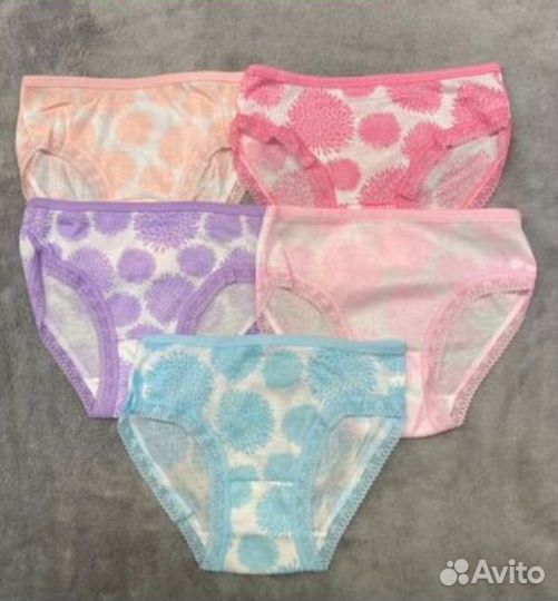 Комплект трусиков на девочку