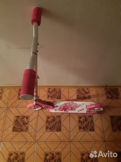 Самокат двухколесный для девочки