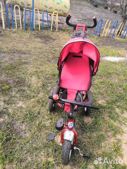 Детский велосипед с ручкой