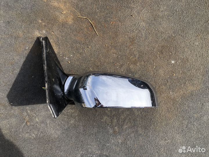 Зеркало правое Mitsubihi mirage