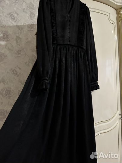 Черное платье