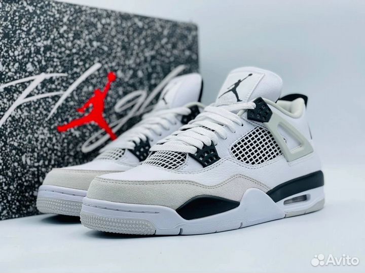 Кроссовки Air jordan retro 4 black and white