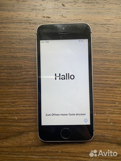 iPhone SE, 32 ГБ