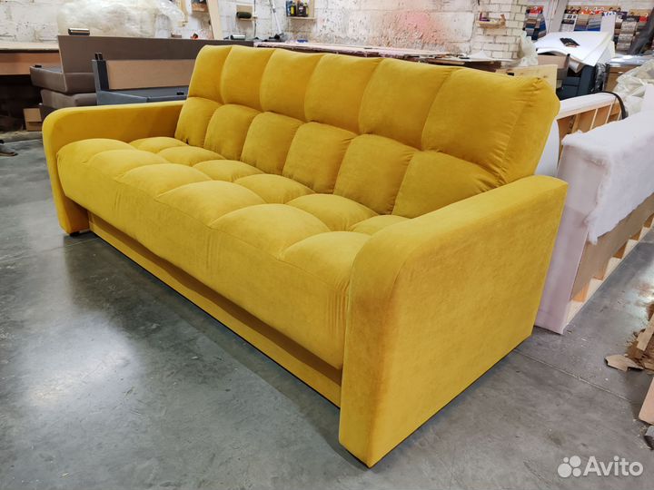 Диван на независимом пружинном блоке