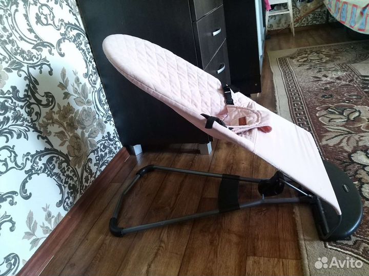 Шезлонг для новорожденных бу