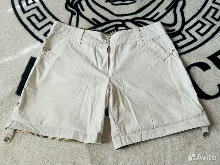 Шорты женские белые