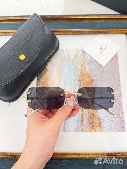 Солнцезащитные очки Linda Farrow 1131