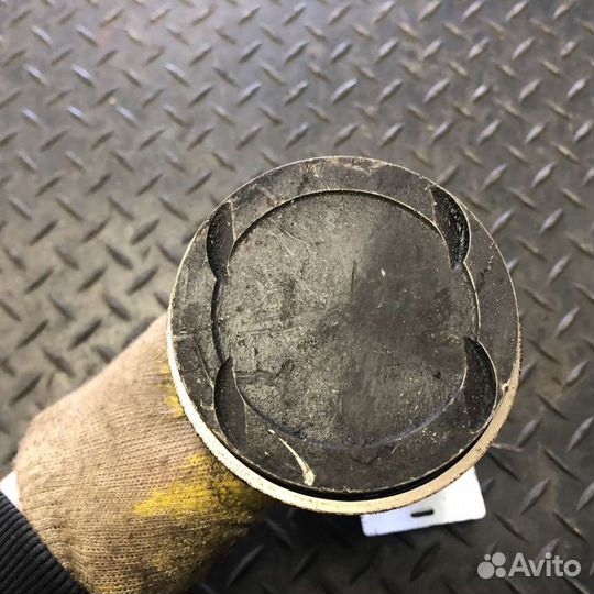 Поршень с шатуном на Opel Astra G / Classic