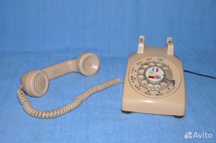 Телефонный аппарат США