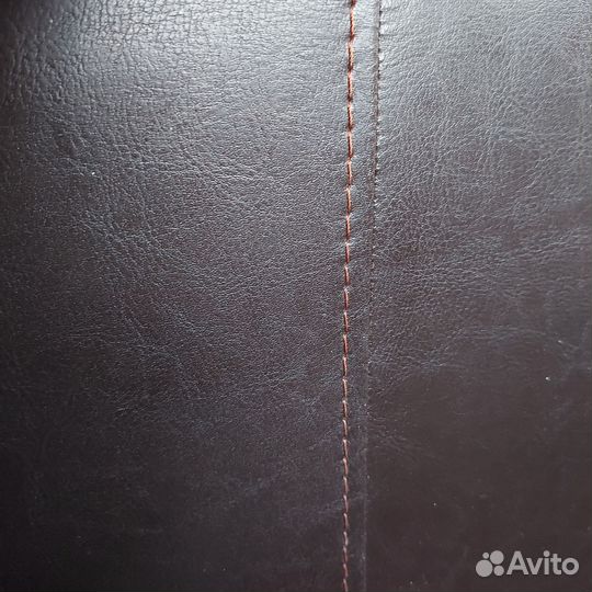 Мягкое кресло