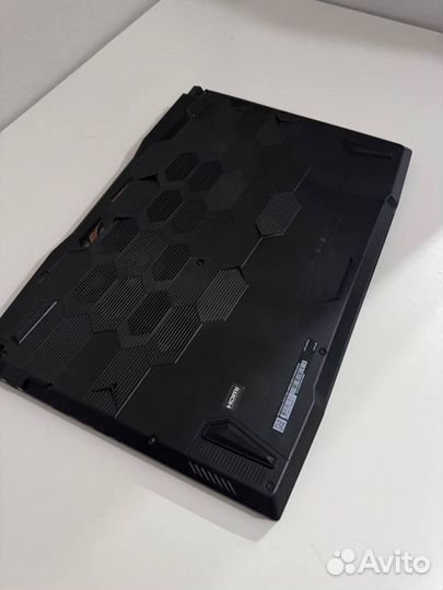 Игровой ноутбук 17.3 msi gf76 katana SSD 1tb /16gb