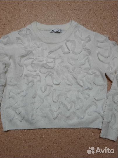Свитер с рюшами zara