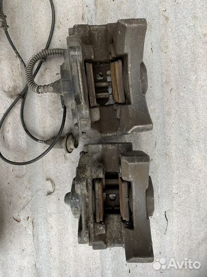 Суппорта задние Mercedes-Benz W215/W220