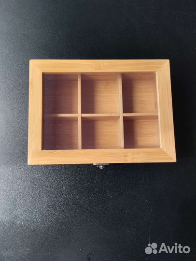 Деревянная шкатулка