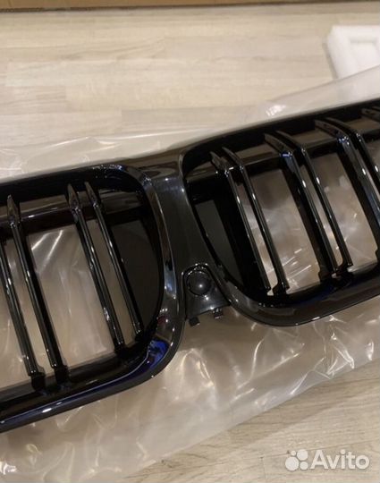 Черные решетки радиатора BMW 3 G20