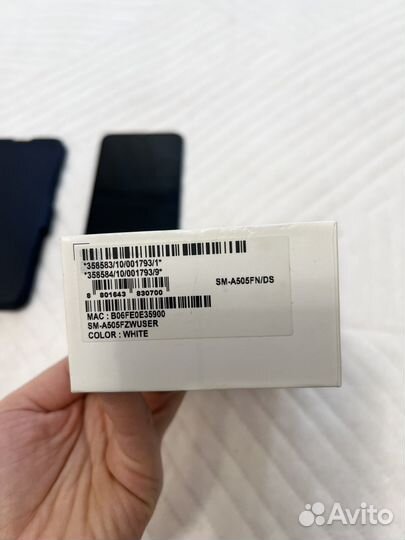 Samsung Galaxy A50, 6/64 ГБ