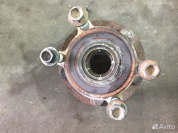 Мазда 6 Ступица передняя правая