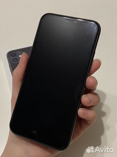 iPhone 11, 64 ГБ
