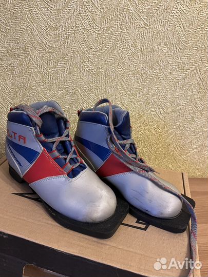 Лыжные ботинки fischer