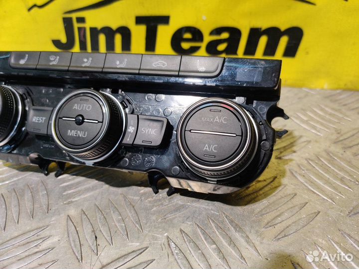 Блок управления климат-контролем Volkswagen Passat