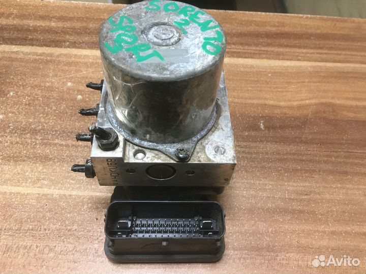 Блок ABS Kia Sorento 2