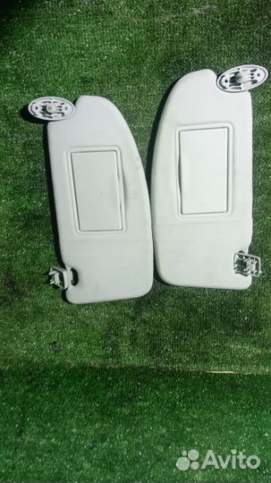 Козырек солнцезащитный (внутри) к-кт Ford Focus