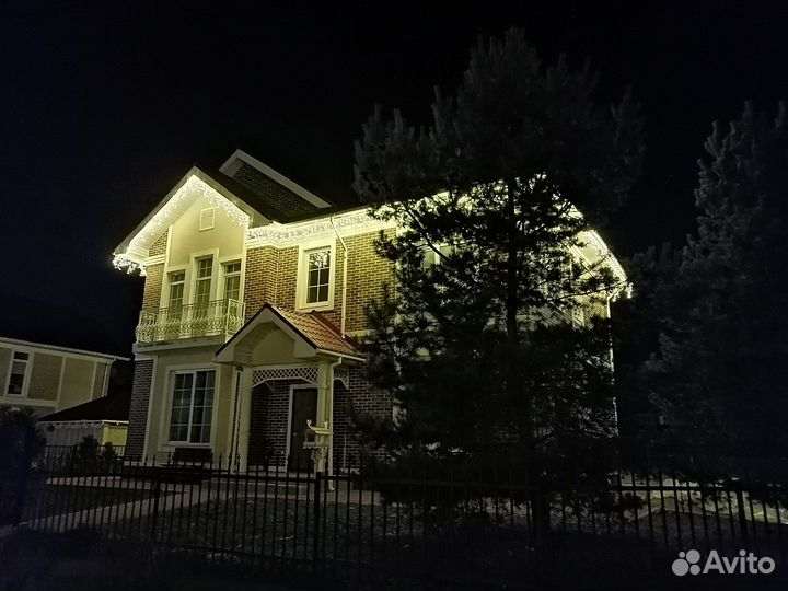 Фасадное освещение гирляндами