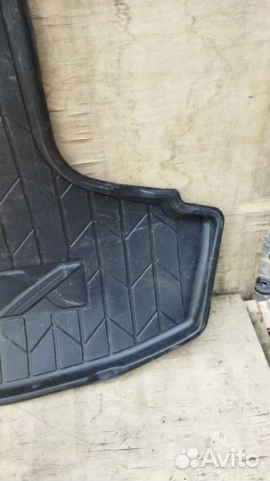 Ковер багажника Toyota Mark X GRX120 2004