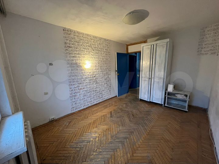 Комната 14 м² в 3-к., 4/5 эт.