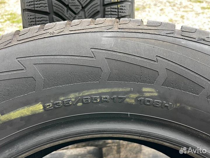 Goodyear UltraGrip Performance SUV Gen-1 235/65 R17