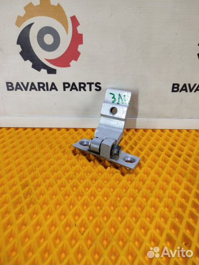 Петля двери задняя левая Bmw X5 E70 3.0 N52 2007