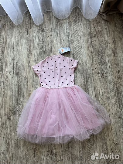 Платье новое 122 размер