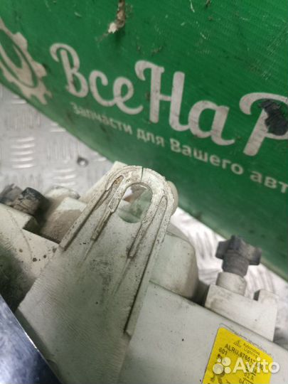 Фара передняя правая Волга 31105