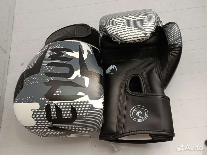 Перчатки для бокса