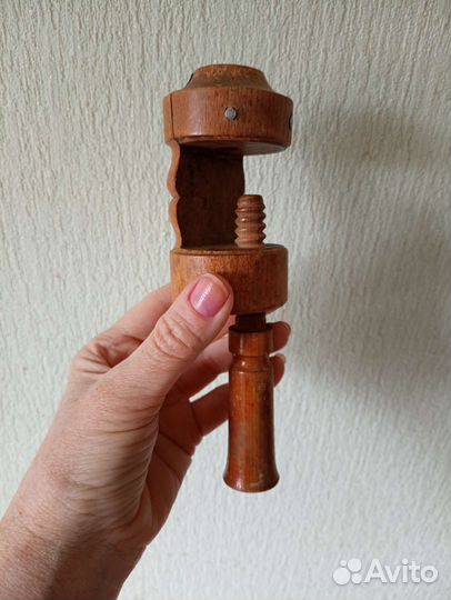 Пяльца деревянные СССР с держателем