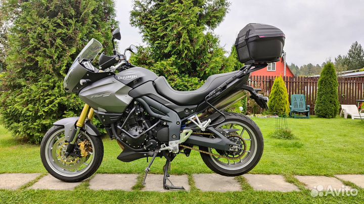 Triumph tiger 1050 SE