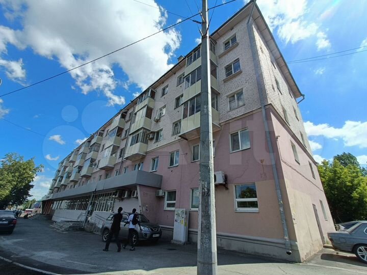 2-к. квартира, 46 м², 2/5 эт.