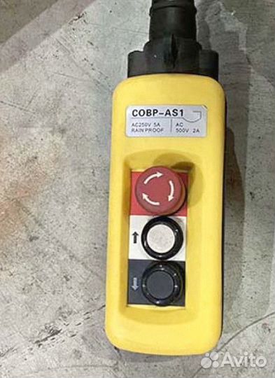 Подъемный стол YLF1008 2000x1700 1000 кг